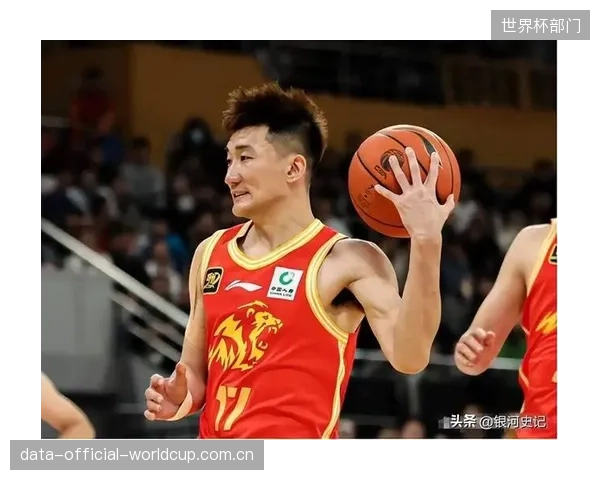 孙铭徽带伤出战影响广厦整体实力，核心球员健康成季后赛关键变量。